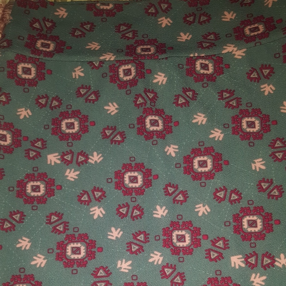 LulaRoe Cassie Skirt
